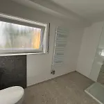 Meisteroffice Im Sackgaessle, Ebenerdige Elw 50qm, Terrasse, Vollwertige Kueche, Naehe Ulm Daire *