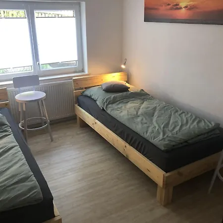 Apartment Meisteroffice Im Sackgaessle, Ebenerdige Elw 50qm, Terrasse, Vollwertige Kueche, Naehe Ulm *