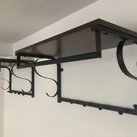 Meisteroffice Im Sackgaessle, Ebenerdige Elw 50qm, Terrasse, Vollwertige Kueche, Naehe Ulm *