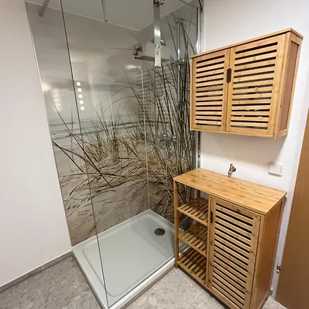 Meisteroffice Im Sackgaessle, Ebenerdige Elw 50qm, Terrasse, Vollwertige Kueche, Naehe Ulm Apartment