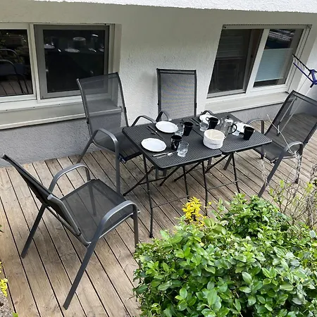Apartment Meisteroffice Im Sackgaessle, Ebenerdige Elw 50qm, Terrasse, Vollwertige Kueche, Naehe Ulm