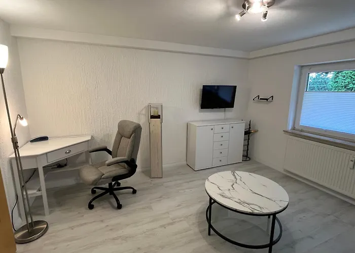 Meisteroffice Im Sackgaessle, Ebenerdige Elw 50qm, Terrasse, Vollwertige Kueche, Naehe Ulm